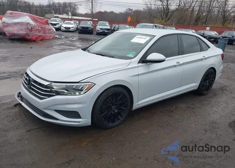 2019 Volkswagen Jetta 1.4T S z USA, uszkodzony, nr VIN 3VWN57BU4KM007398